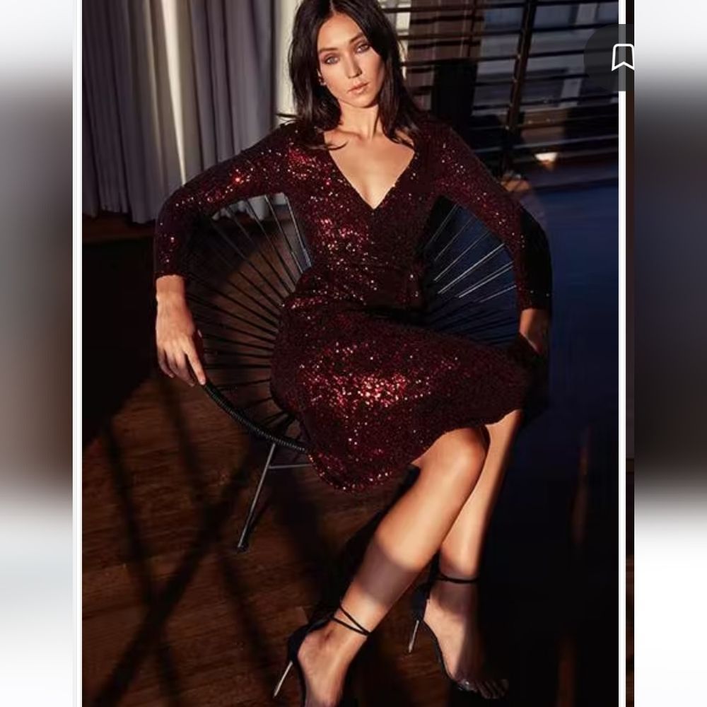 NWOT Dress The Population Daphne  Sequin Dress In Dark Ruby